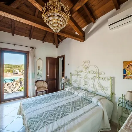 Casa vacanze Cozy In With Outdoor Swimming Pool *